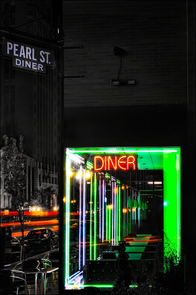EFI-20110821-3454-NY-Pearl-Street-Diner-IO-V.jpg